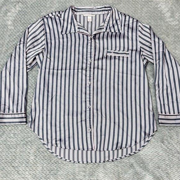 Victoria's Secret Other - Victoria's Secret Pajama Top Large‎ Pink Satin Long Sleeve Button Up Pinstripe